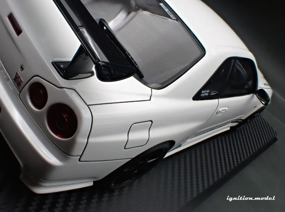 [PRE-SALE Q2/2025] Mô hình xe Ignition Model 1:18 TOP SECRET 34GT-R (BNR34) White - IG3642