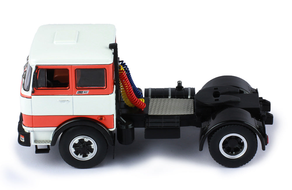 Mô hình xe đầu kéo IXO 1:43 Fiat 619 N1 1980 - TR093