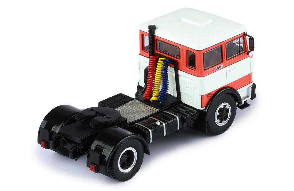 Mô hình xe đầu kéo IXO 1:43 Fiat 619 N1 1980 - TR093