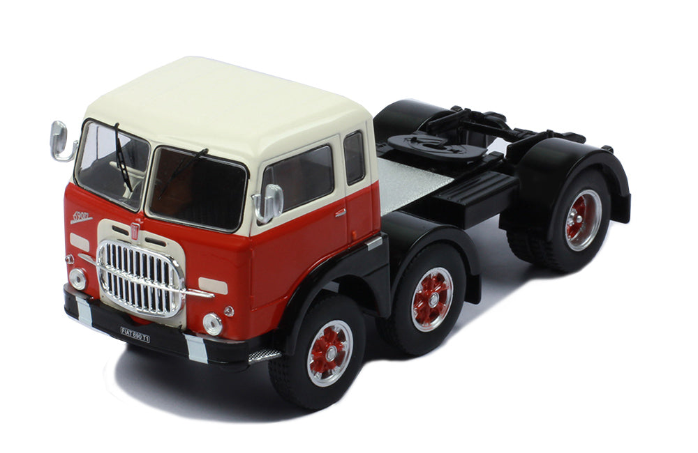 Mô hình xe đầu kéo IXO 1:43 Fiat 690 T1 1962 Red And White - TR101