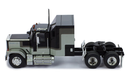 Mô hình xe đầu kéo IXO 1:43 Gmc General 1980 Black And Silver - TR117