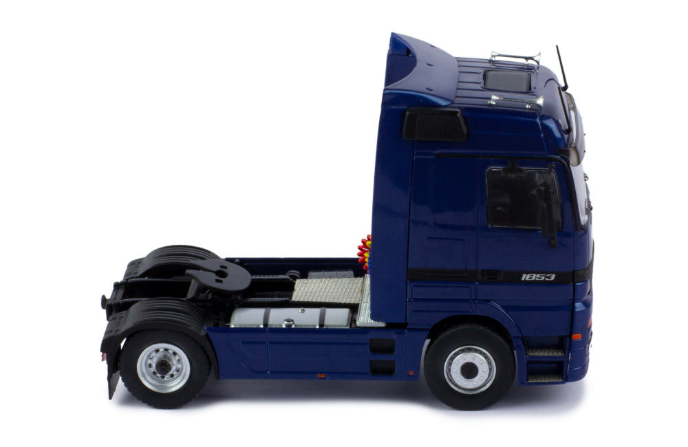 Mô hình xe đầu kéo IXO 1:43 Mercedes-Benz Actros Mp1 1995 Dark Blue Metallic - TR121.22
