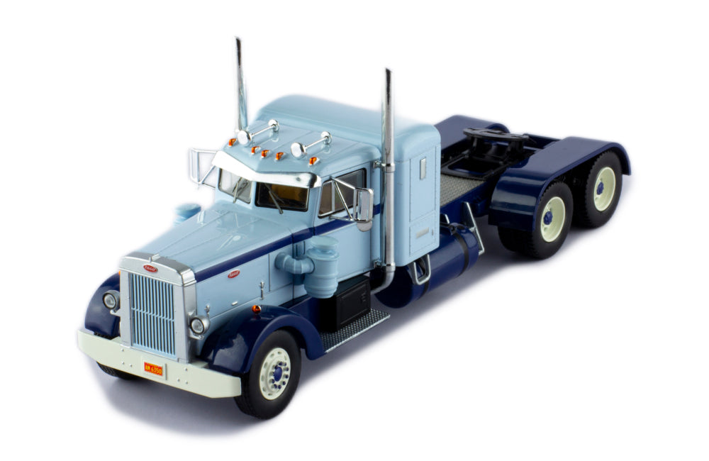 Mô hình xe đầu kéo IXO 1:43 Peterbilt 350 1952 Light Blue / Blue - TR133.22