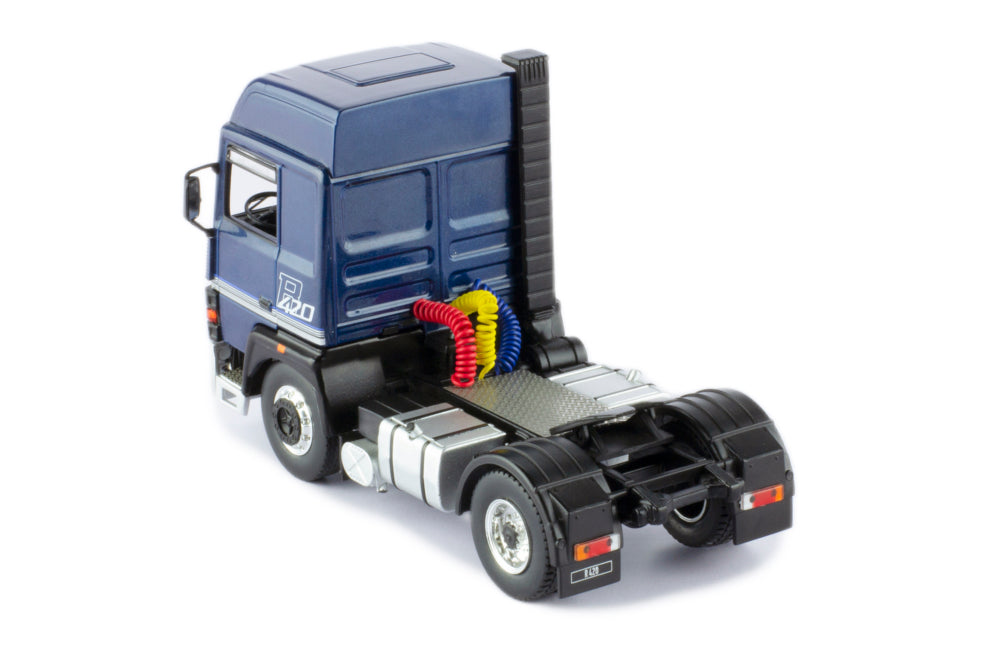 Mô hình xe đầu kéo IXO 1:43 Renault R420 1986 Metallic Blue - TR135.22