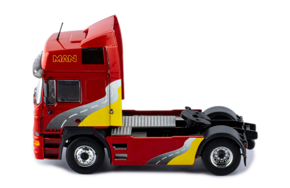 Mô hình xe đầu kéo IXO 1:43 Man F2000 19.463 1994 (Road Star Edition) Red - TR138.22