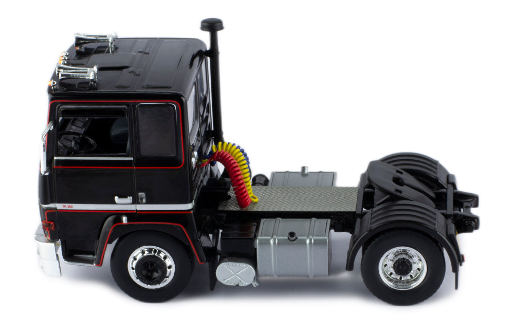 Mô hình xe đầu kéo IXO 1:43 Berliet Tr 350 1978 Black - TR140.22