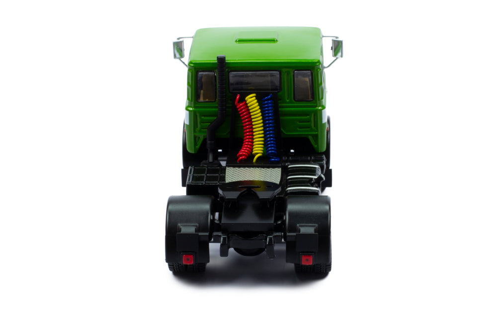 Mô hình xe đầu kéo IXO 1:43 Fiat 690 N1 1980 Green And White - TR147.22