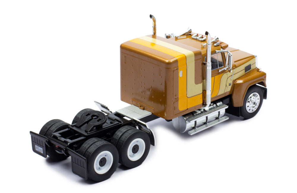 Mô hình xe đầu kéo IXO 1:43 Ford Ltl-9000 1978 Metallic Brown - TR148.22