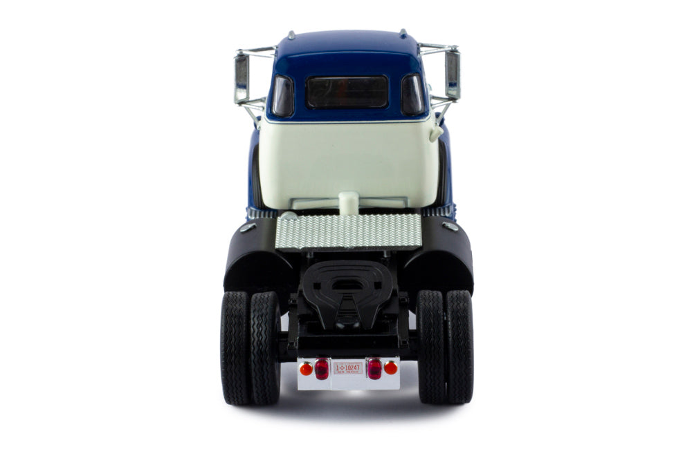 Mô hình xe đầu kéo IXO 1:43 Gmc 950 Coe 1954 White And Blue - TR150.22