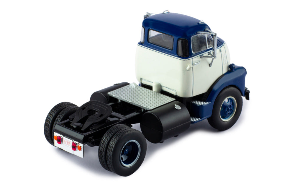 Mô hình xe đầu kéo IXO 1:43 Gmc 950 Coe 1954 White And Blue - TR150.22
