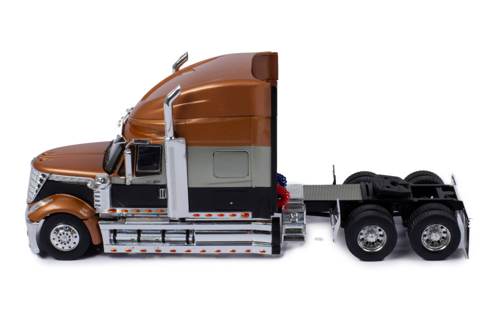 Mô hình xe đầu kéo IXO 1:43 International Lonestar 2010 Mettalic Orange And Black - TR152.22