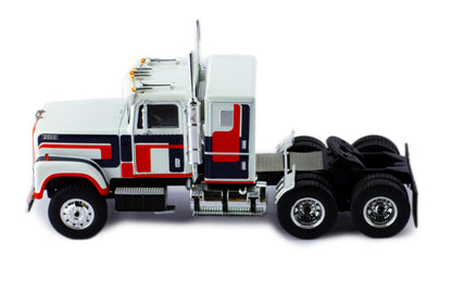 Mô hình xe đầu kéo IXO 1:43 International Transtar 4300 1980 White With Stripes - TR153.22