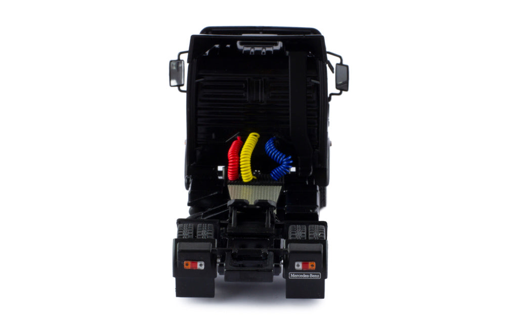 Mô hình xe đầu kéo IXO 1:43 Mercedes-Benz Sk Ii 1838 1994 Black - TR156.22