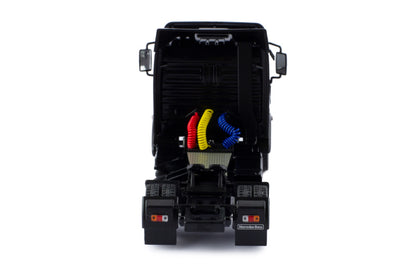 Mô hình xe đầu kéo IXO 1:43 Mercedes-Benz Sk Ii 1838 1994 Black - TR156.22