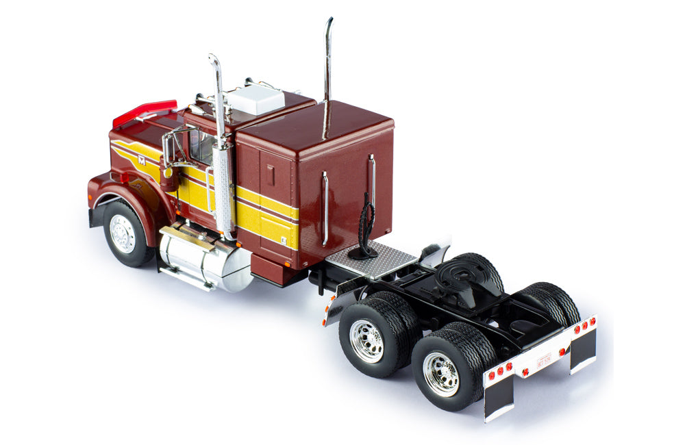 Mô hình xe đầu kéo IXO 1:43 Marmon Chdt 1980 Metallic Red - TR157.22