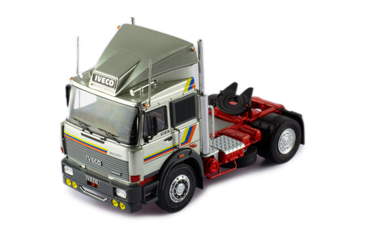 Mô hình xe đầu kéo IXO 1:43 Iveco Turbostar 1984 Silver - TR163.22