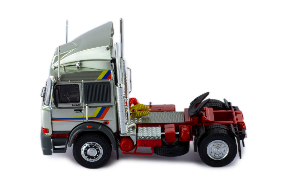 Mô hình xe đầu kéo IXO 1:43 Iveco Turbostar 1984 Silver - TR163.22
