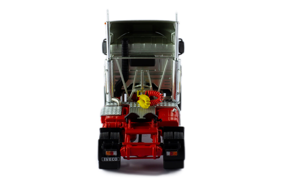 Mô hình xe đầu kéo IXO 1:43 Iveco Turbostar 1984 Silver - TR163.22