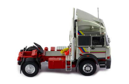 Mô hình xe đầu kéo IXO 1:43 Iveco Turbostar 1984 Silver - TR163.22
