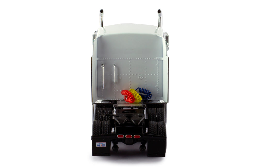 Mô hình xe đầu kéo IXO 1:43 Kenworth W900 1990 White And Green - TR164.22