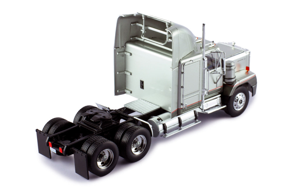 Mô hình xe đầu kéo IXO 1:43 Gmc General Sbfa 1988 Metallic Grey - TR166.22