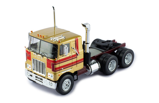 Mô hình xe đầu kéo IXO 1:43 Mack Serie F 1977 Metallic Beige - TR168.22