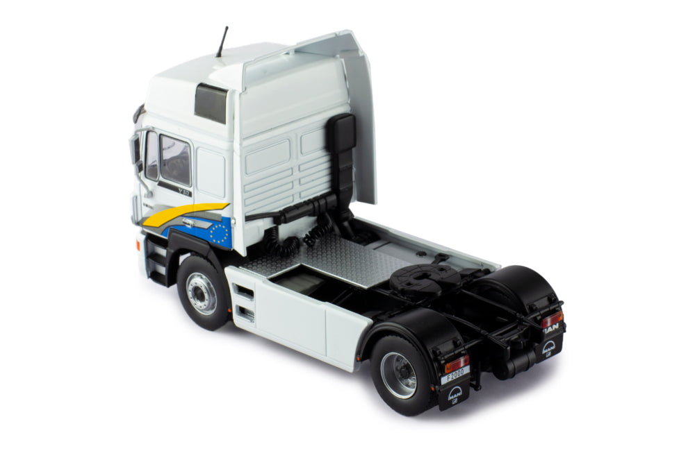 Mô hình xe đầu kéo IXO 1:43 Man F2000 19.463 1994 White - TR174.22