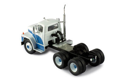 Mô hình xe đầu kéo IXO 1:43 Dodge Lcf Ct900 1960 White And Blue - TR185.22