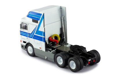 Mô hình xe đầu kéo IXO 1:43 International Eagle Cabover 1995 White And Blue - TR190.22