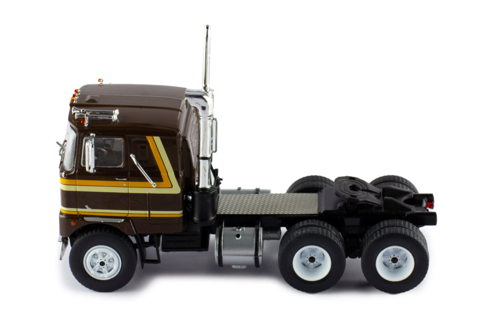 Mô hình xe đầu kéo IXO 1:43 Mack Serie F 1977 Brown - TR191.22