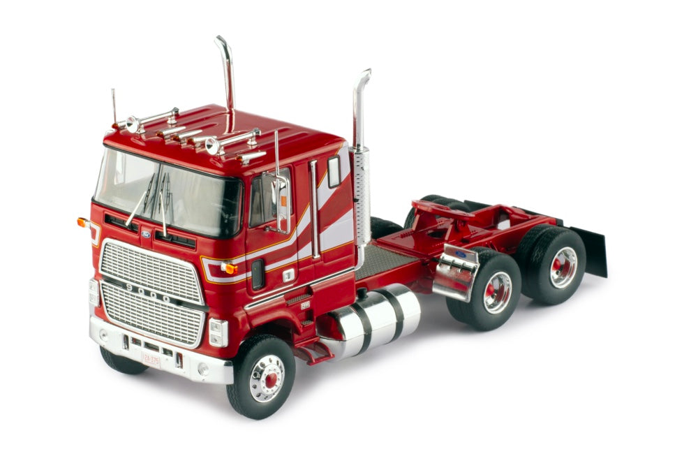 Mô hình xe đầu kéo IXO 1:43 Ford Cl 9000 1976 Red - TR209.22