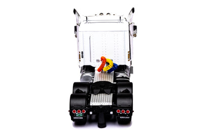 Mô hình xe đầu kéo IXO 1:43 Freightliner Coronado 2012 White And Gold - TR210.22