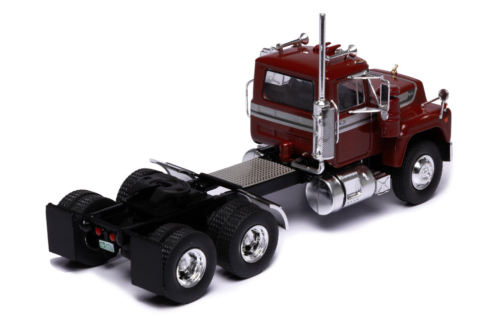 Mô hình xe đầu kéo IXO 1:43 Mack R-Series 1966 Metallic Red - TR212.22