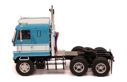 Mô hình xe đầu kéo IXO 1:43 Gmc Astro 95 1970 Blue And White - TR213.22