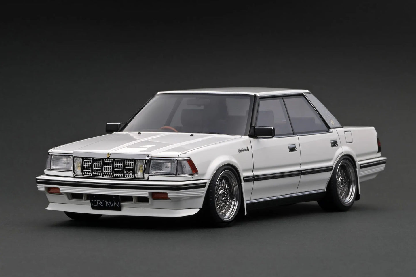 [PRE-SALE Q3/2025] Mô hình xe Ignition Model 1:18 Toyota Crown 2.8 Royal Saloon G (120) White - IG3823