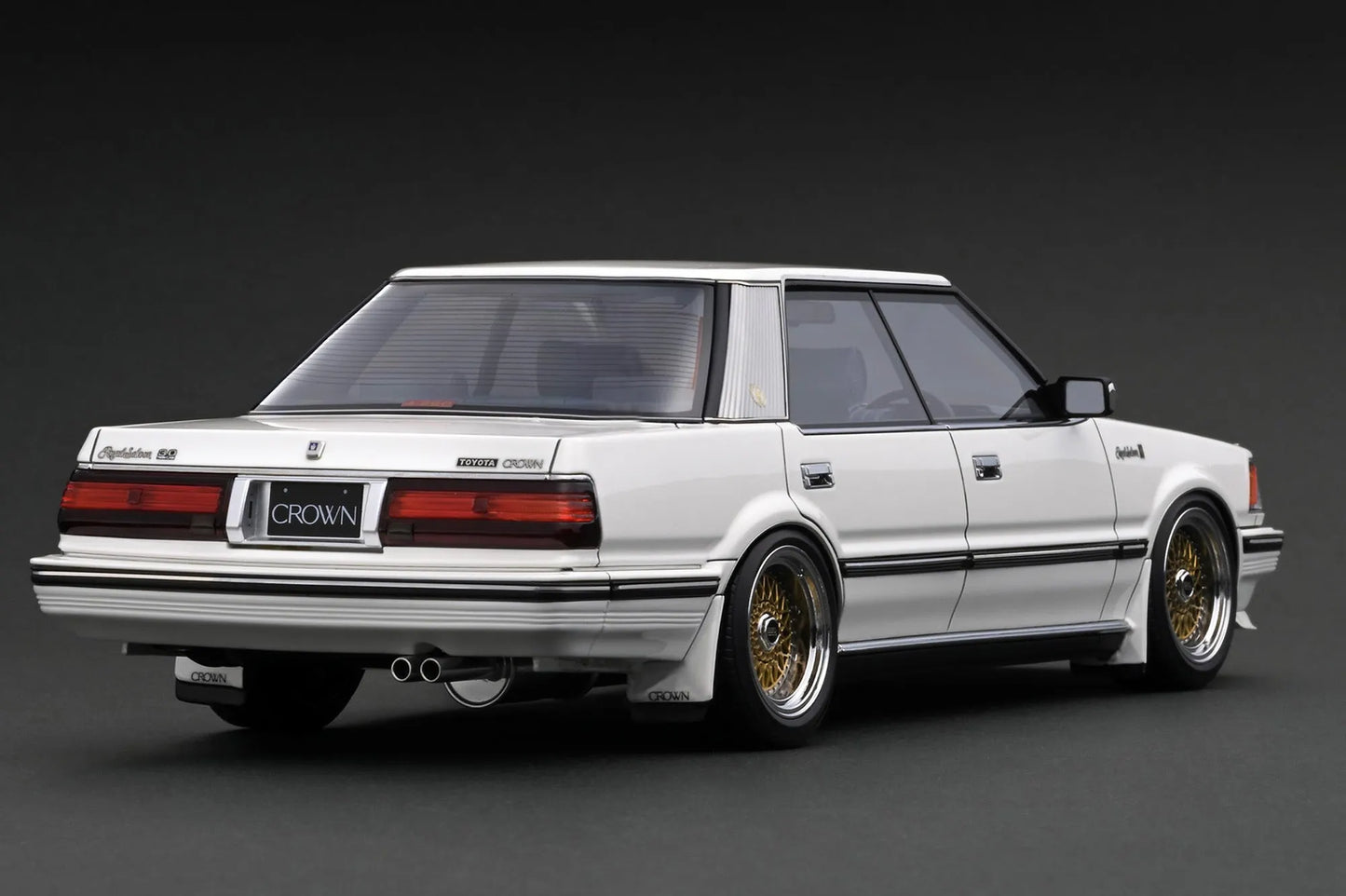 [PRE-SALE Q4/2025] Mô hình xe Ignition Model 1:18 Toyota Crown 3.0 Royal Saloon G (120) White - IG3824