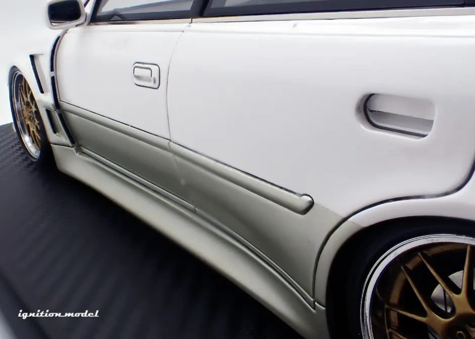 [PRE-SALE Q3/2025] Mô hình xe Ignition Model 1:18 VERTEX JZX100 MARK-II Pearl White/Champagne Gold - IG3580