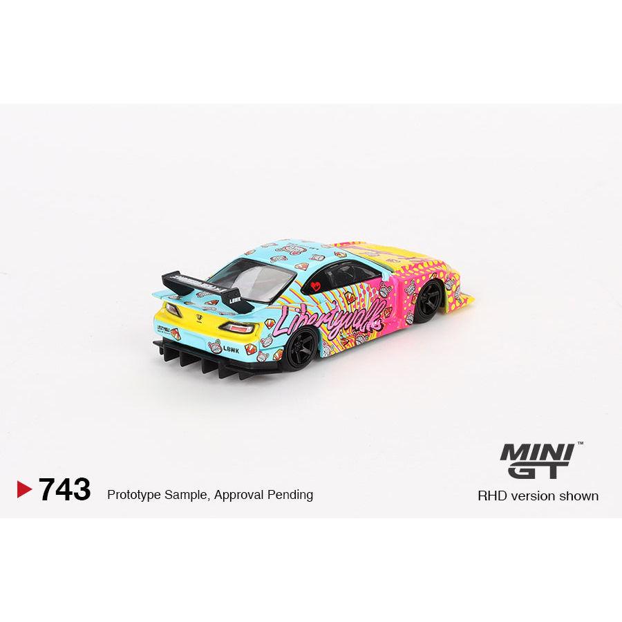 [HÀNG CÓ SẴN] Mocus Mô hình xe Mini GT 1:64 Nissan LB-Super Silhouette S15 SILVIA LB KUMA 743