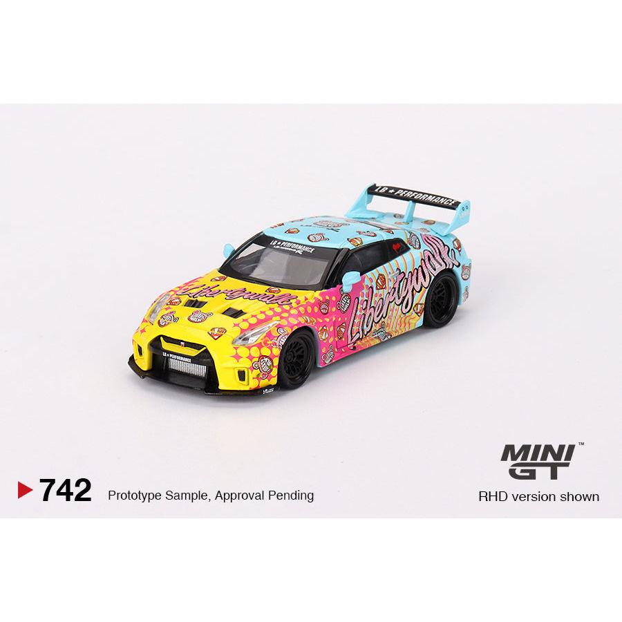 [HÀNG CÓ SẴN] Mocus Mô hình xe Mini GT 1:64 LB-Silhouette WORKS GT NISSAN 35GT-RR Ver.1 LBWK KUMA 742