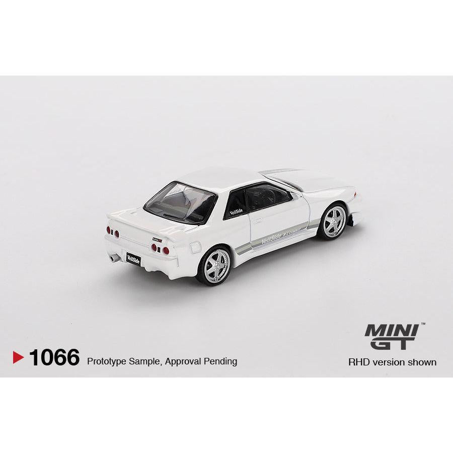[HÀNG CÓ SẴN] Mocus Mô hình xe Mini GT 1:64 Nissan Skyline GT-R (R32) VeilSide Combat C-I White 1066