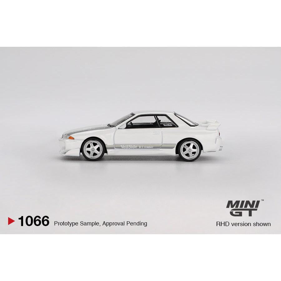 [HÀNG CÓ SẴN] Mocus Mô hình xe Mini GT 1:64 Nissan Skyline GT-R (R32) VeilSide Combat C-I White 1066