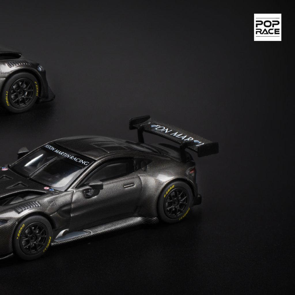 [HÀNG CÓ SẴN] Mô hình xe POPRACE 1:64 ASTON MARTIN VANTAGE GT3 - CARBON EDITION PR640178