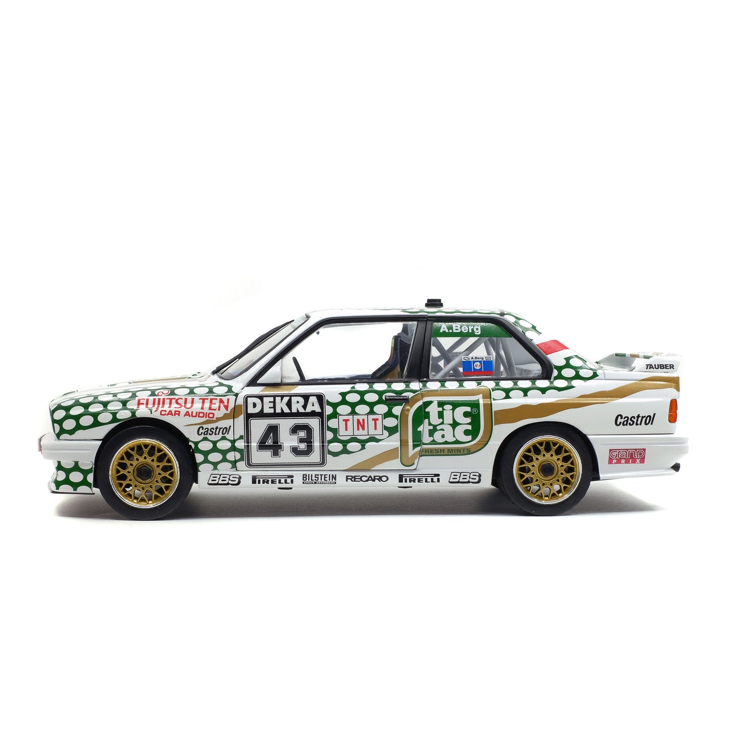 Mô hình xe Solido 1/18 BMW E30 M3 – DTM – 1991 – A. Berg #43
