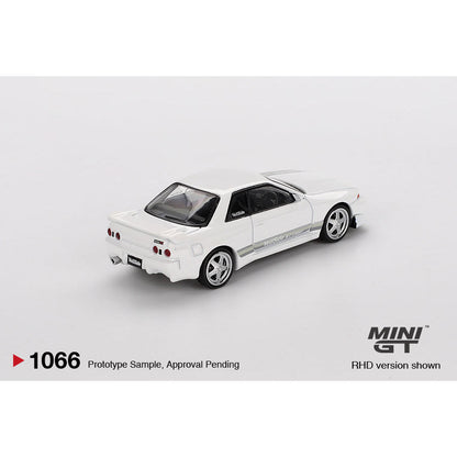[HÀNG CÓ SẴN] Mô hình xe Mini GT 1:64 Nissan Skyline GT-R (R32) VeilSide Combat C-I White MGT01066
