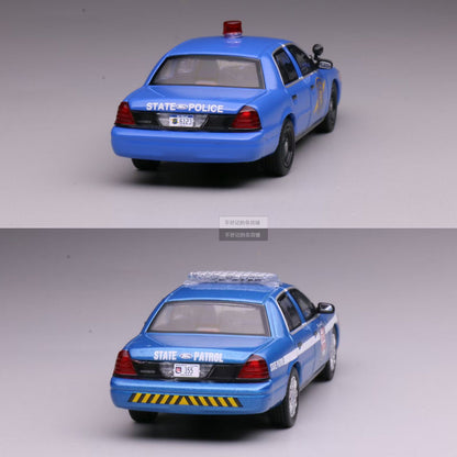 Mô hình xe 596 1:64 Ford Victoria Crown CV Michigan