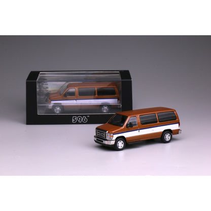 Mô hình xe 596 1:64 Ford E350 Van