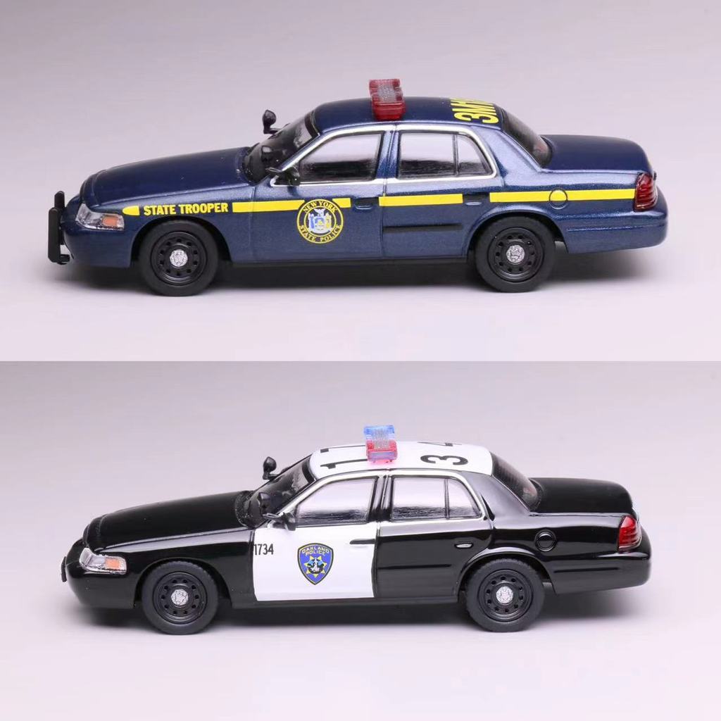 Mô hình xe 596 1:64 Ford Victoria Crown CV Bang New York