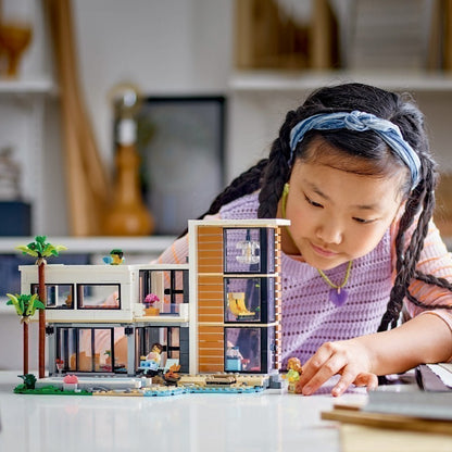 LEGO CREATOR 31153 Đồ Chơi Lắp Ráp Ngôi Nhà Hiện Đại (939 chi tiết)