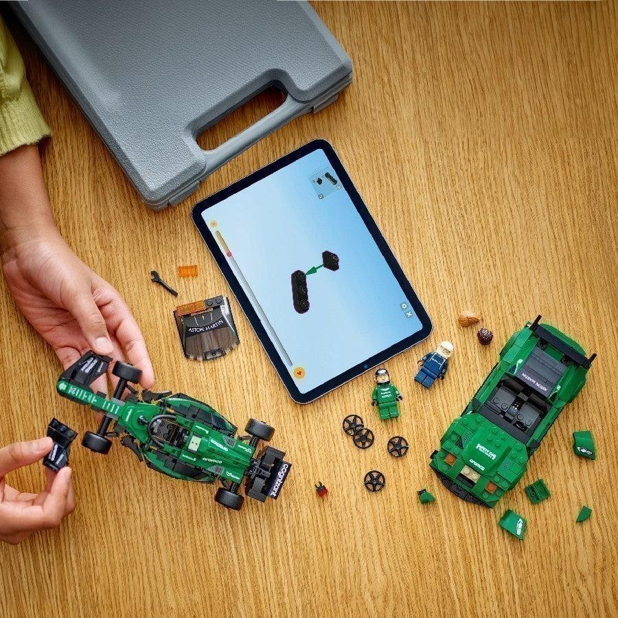 LEGO SPEED CHAMPIONS 76925 Đồ Chơi Lắp Ráp Xe An Toàn Aston Martin Và Siêu Xe Amr23 (564 chi tiết)