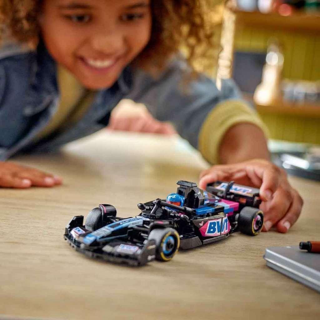 LEGO SPEED CHAMPIONS 77248  Đồ Chơi Lắp Ráp Xe Đua Bwt Alpine F1 Team A524 (258 chi tiết)